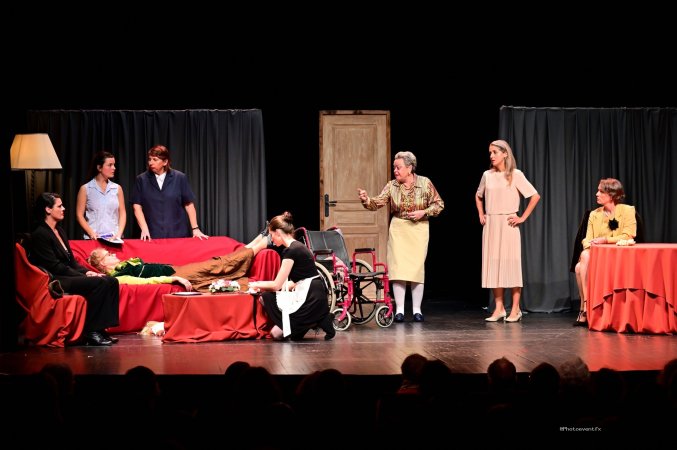 Pièce de théâtre 8 femmes en huis clos