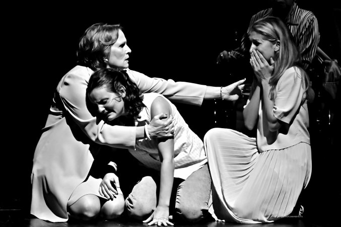 Pièce de théâtre 8 femmes en huis clos