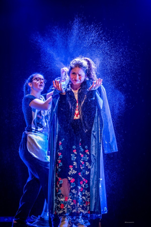 Pièce de théâtre "Stray to England"